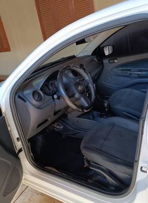 VOLKSWAGEN GOL 1.6 MI 8V FLEX 4P AUTOMATIZADO G.V VOLKSWAGEN GOL 1.6 MI 8V FLEX 4P AUTOMATIZADO G.V